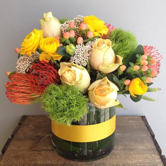 Amore Mio Flower Arrangement Romanian Flower Shop