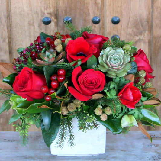 Santa's Chimney Red Roses Flower Arrangement Romanian Flower Shop