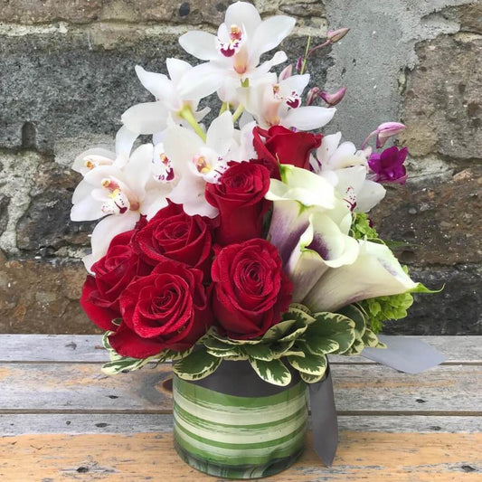 Soul Mate Red Roses Flower Arrangement Romanian Flower Shop